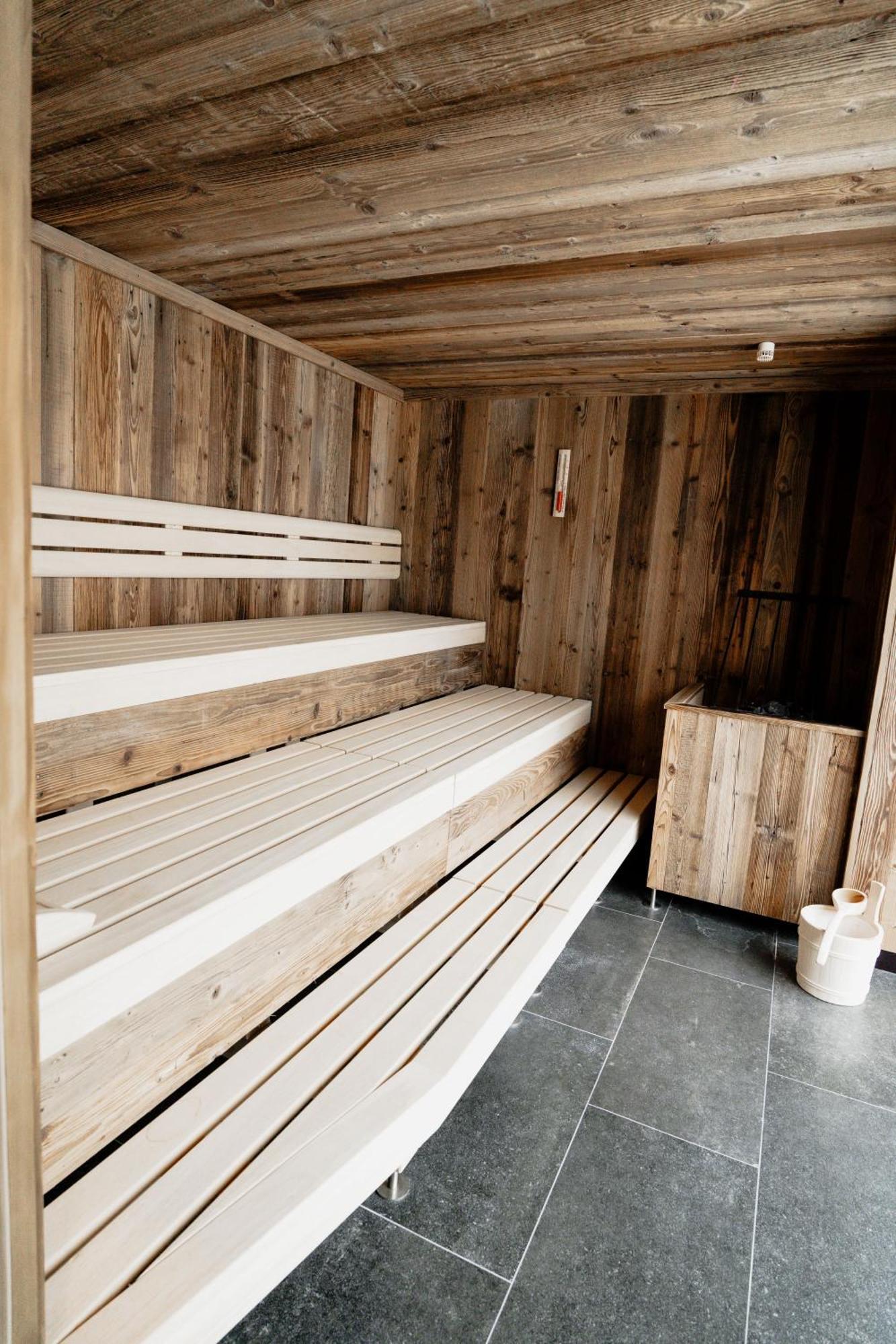 Berwang Chalets - Enzian Eksteriør billede